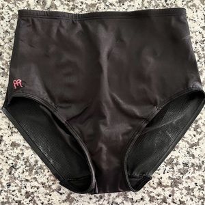 Level 4 shaping briefs.